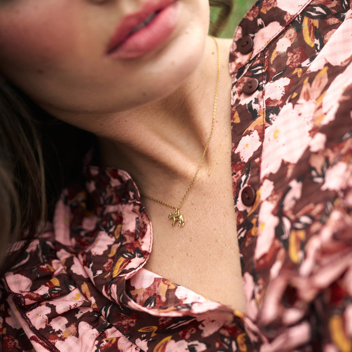 Quinn - Leopard Charm Dangling Necklace Gold