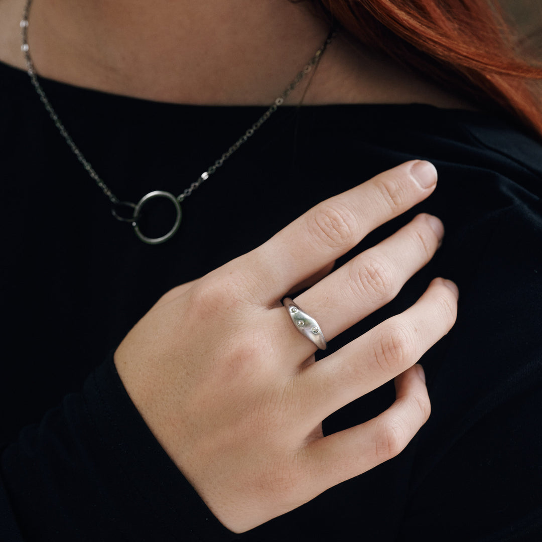 Triana - Halsband Cirkel Rostfritt stål