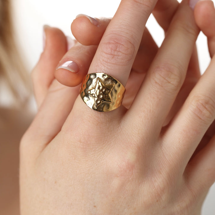 Yrsa - Star Ring Stainless Steel