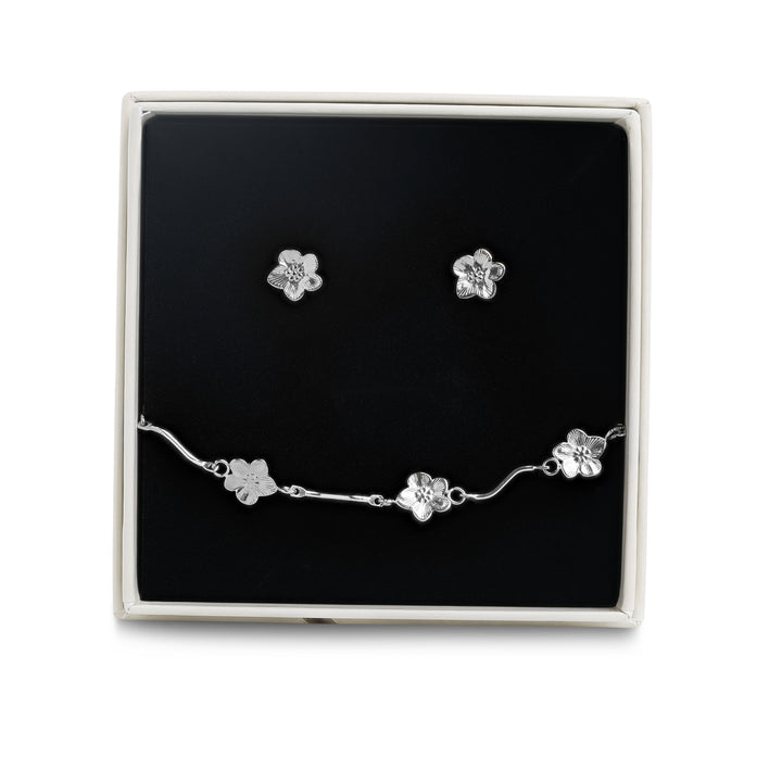 Jewellery Set – Flower Earrings &amp; Bracelet in Stainless Steel | Timi of Sweden