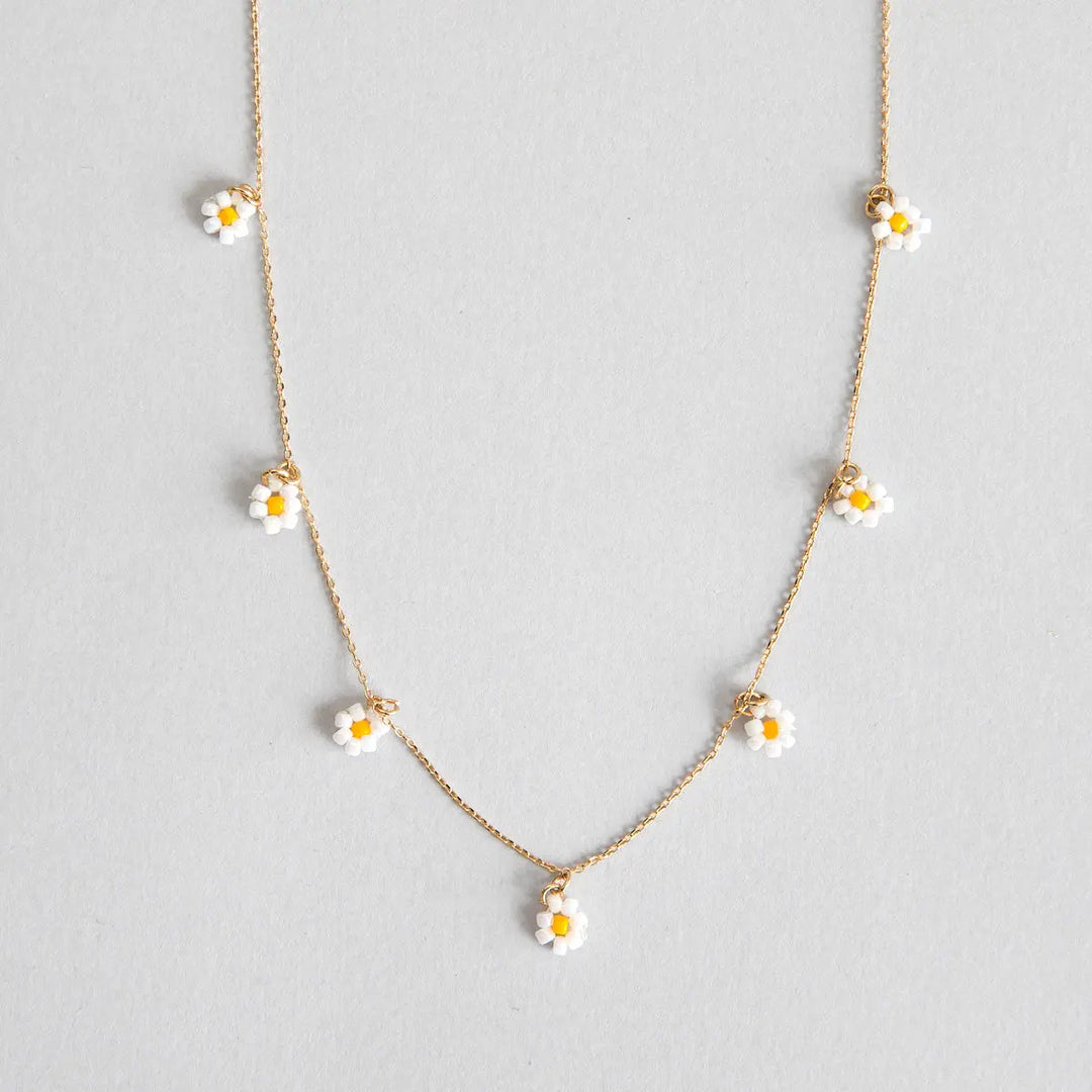 White Small Flowers Bead Necklace