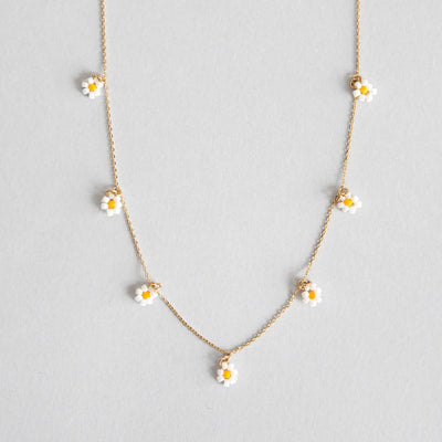 White Small Flowers Bead Necklace