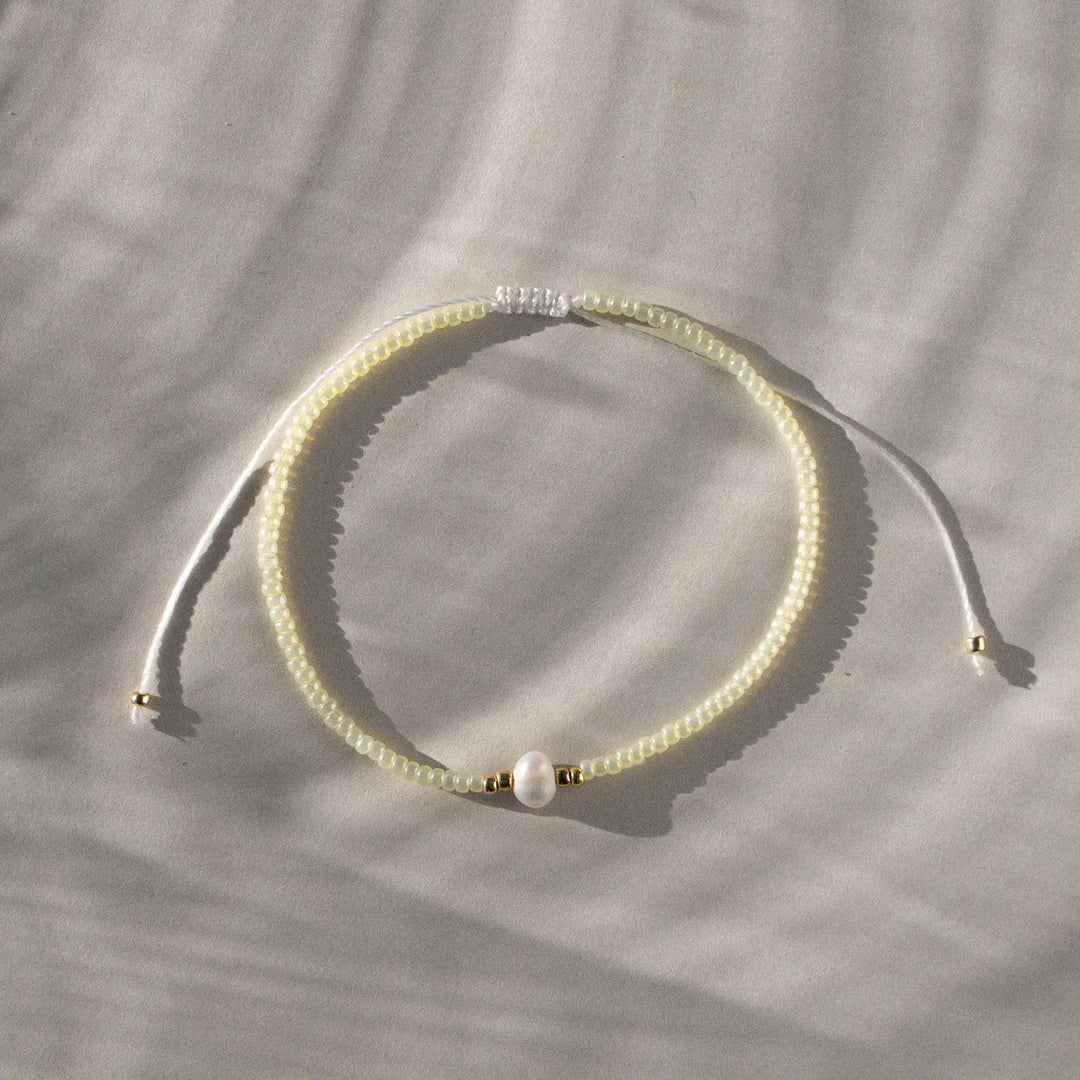 Alba - Bead with Pearl Macrame Bracelet Timi of Sweden